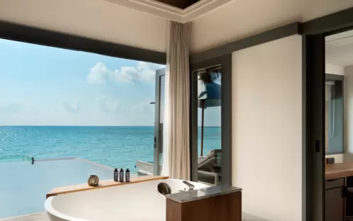 ONE BEDROOM OVERWATER RESIDENCE BATHROOM